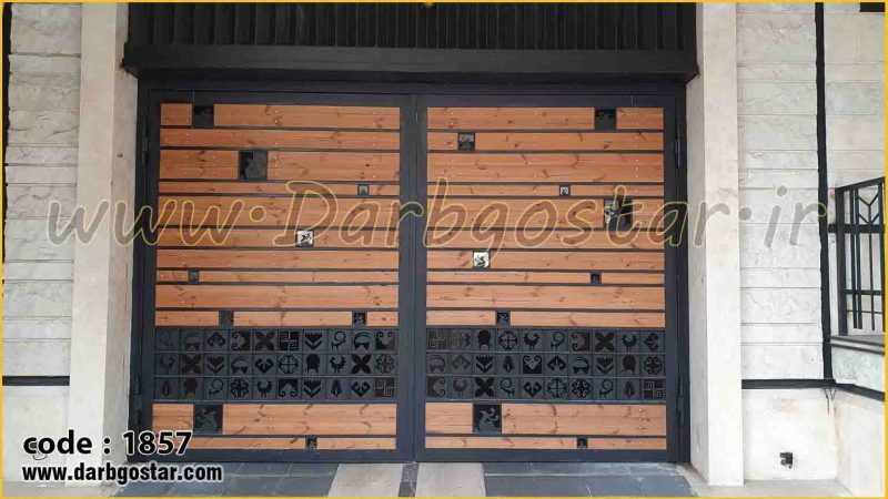 درب ساخته شده توسط ابزار های سی ان سی ولیزر با امکان ساخت توسط انواع متریال فلزی، چوبی و موارد دیگر